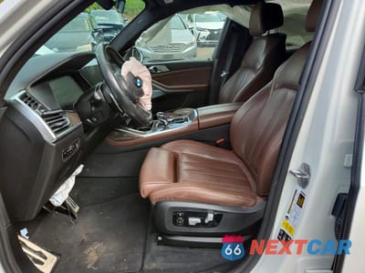 Zdjęcie 7 z 14 samochodu: 2019 BMW X7 XDRIVE40I VIN:5UXCW2C52KL088984 - miniatura