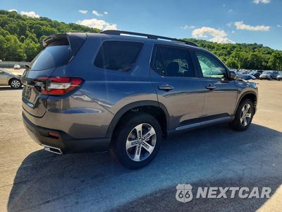 Trzecie zdjęcie samochodu z tyłu: 2026 HONDA PILOT EXL VIN:5FNYG1H46TB028502 - miniatura