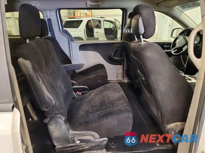Zdjęcie 11 z 13 samochodu: 2013 DODGE GRAND CARAVAN SXT VIN:2C4RDGCGXDR553084 - miniatura
