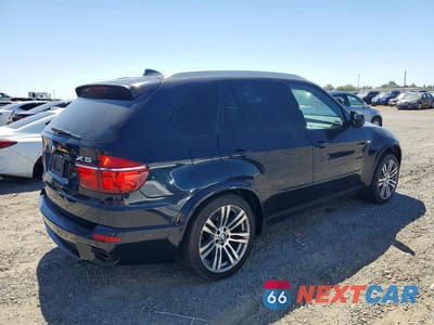 Trzecie zdjęcie samochodu z tyłu: 2011 BMW X5 XDRIVE50I VIN:5UXZV8C54BL417300 - miniatura