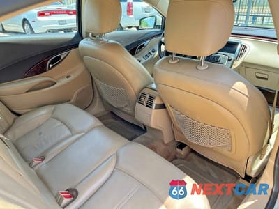 Zdjęcie 6 z 14 samochodu: 2012 BUICK LACROSSE VIN:1G4GC5ERXCF267895 - miniatura