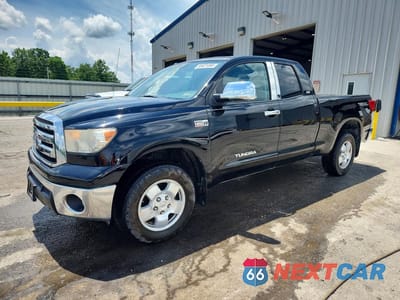 2013 TOYOTA TUNDRA DOUBLE CAB SR5 5TFUW5F17DX317462 - główne zdjęcie licytacji z USA - miniatura