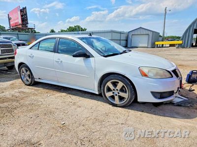Czwarte zdjęcie samochodu z boku: 2010 PONTIAC G6 VIN:1G2ZA5EKXA4140258 - miniatura