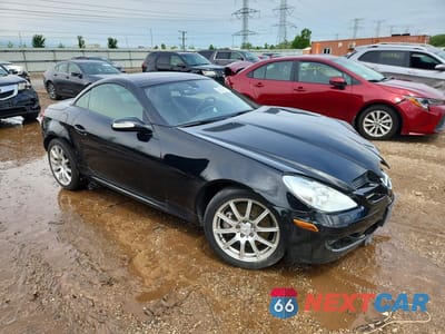 Czwarte zdjęcie samochodu z boku: 2006 MERCEDES-BENZ SLK 350 VIN:WDBWK56F86F096428 - miniatura