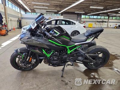 Trzecie zdjęcie samochodu z tyłu: 2020 KAWASAKI ZR1000 K VIN:JKAZRCK1XLA002612 - miniatura