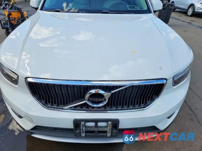 Zdjęcie 12 z 14 samochodu: 2019 VOLVO XC40 T5 MOMENTUM VIN:YV4162XZ3K2014319 - miniatura