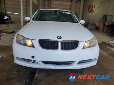 Piąte zdjęcie samochodu w środku: 2008 BMW 328 XI VIN:WBAVC93548K056500 - miniatura