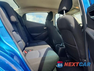 Zdjęcie 10 z 13 samochodu: 2018 TOYOTA YARIS IA BASE VIN:3MYDLBYV9JY305140 - miniatura