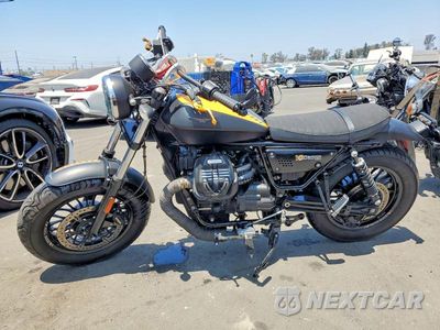 Trzecie zdjęcie samochodu z tyłu: 2017 MOTO GUZZI V9 ROAMER VIN:ZGULHU011HM000306 - miniatura