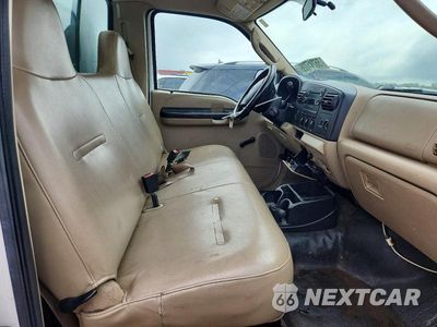 Zdjęcie 10 z 12 samochodu: 2006 FORD F350 SRW SUPER DUTY VIN:1FTWF31526EB64821 - miniatura