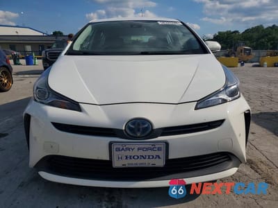 Piąte zdjęcie samochodu w środku: 2021 TOYOTA PRIUS LE VIN:JTDKAMFU2M3148551 - miniatura