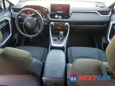 Zdjęcie 8 z 13 samochodu: 2023 TOYOTA RAV4 XLE VIN:2T3W1RFV0PW257700 - miniatura