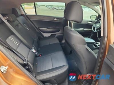Zdjęcie 11 z 13 samochodu: 2017 KIA SPORTAGE LX VIN:KNDPM3AC2H7078974 - miniatura