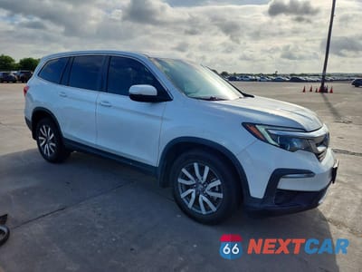 Czwarte zdjęcie samochodu z boku: 2021 HONDA PILOT EXL VIN:5FNYF5H51MB037869 - miniatura
