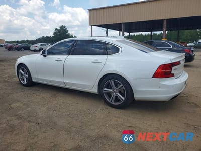Drugie zdjęcie samochodu z przodu: 2018 VOLVO S90 T5 MOMENTUM VIN:LVY982AK0JP019175 - miniatura
