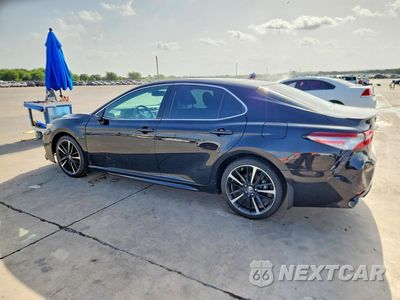 Drugie zdjęcie samochodu z przodu: 2018 TOYOTA CAMRY XSE VIN:4T1B61HK7JU135016 - miniatura