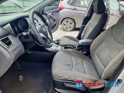 Zdjęcie 7 z 12 samochodu: 2012 HYUNDAI ELANTRA VIN:5NPDH4AE8CH096172 - miniatura