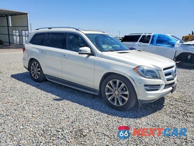 Czwarte zdjęcie samochodu z boku: 2013 MERCEDES-BENZ GL 450 4MATIC VIN:4JGDF7CE1DA128579 - miniatura