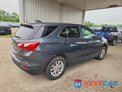 Trzecie zdjęcie samochodu z tyłu: 2020 CHEVROLET EQUINOX VIN:3GNAX5EV7LS584886 - miniatura