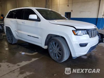 Czwarte zdjęcie samochodu z boku: 2019 JEEP GRAND CHEROKEE LAREDO VIN:1C4RJFAG1KC567063 - miniatura