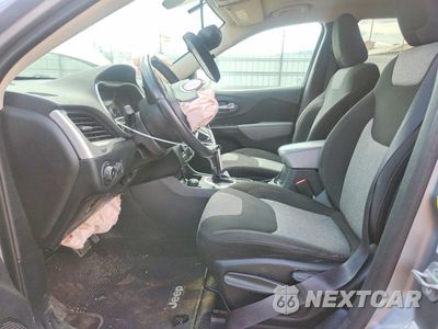 Zdjęcie 7 z 13 samochodu: 2014 JEEP CHEROKEE LATITUDE VIN:1C4PJMCS7EW146125 - miniatura
