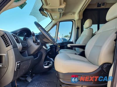 Zdjęcie 7 z 12 samochodu: 2023 RAM PROMASTER VIN:3C6LRVBG7ME582578 - miniatura