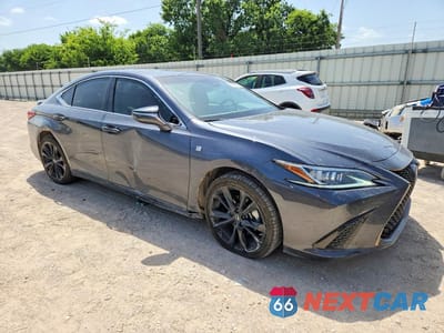 Czwarte zdjęcie samochodu z boku: 2022 LEXUS ES 350 F SPORT VIN:58AGZ1B16NU138274 - miniatura