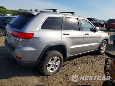 Trzecie zdjęcie samochodu z tyłu: 2016 JEEP GRAND CHEROKEE LAREDO VIN:1C4RJFAG8GC348236 - miniatura