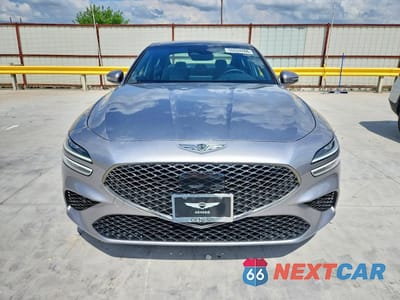 Piąte zdjęcie samochodu w środku: 2025 GENESIS G70 2.5T SPORT PRESTIGE VIN:KMTG34SCXSU158962 - miniatura