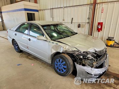 Czwarte zdjęcie samochodu z boku: 2005 TOYOTA CAMRY LE VIN:4T1BE30K45U399519 - miniatura