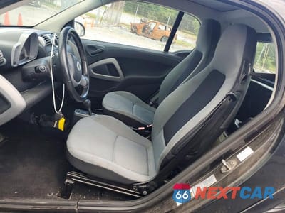 Zdjęcie 7 z 12 samochodu: 2009 SMART FORTWO PURE VIN:WMEEJ31X49K312700 - miniatura
