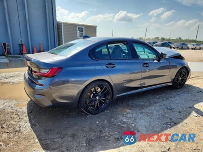 Trzecie zdjęcie samochodu z tyłu: 2022 BMW M340XI VIN:3MW5U9J07N8C62864 - miniatura