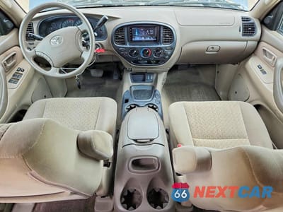 Zdjęcie 8 z 12 samochodu: 2005 TOYOTA TUNDRA VIN:5TBDT441X5S499728 - miniatura