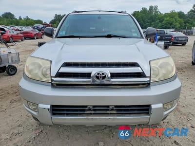 Piąte zdjęcie samochodu w środku: 2005 TOYOTA 4RUNNER SR5 VIN:JTEBU14R950057246 - miniatura