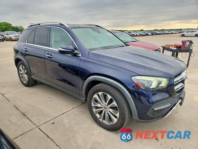 Czwarte zdjęcie samochodu z boku: 2020 MERCEDES-BENZ GLE 350 VIN:4JGFB4JB8LA122644 - miniatura