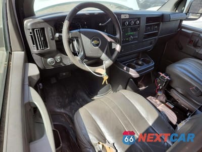 Zdjęcie 8 z 13 samochodu: 2013 CHEVROLET EXPRESS G1500 VIN:1GCSGAFX6D1159992 - miniatura
