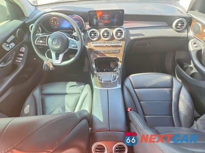 Zdjęcie 8 z 13 samochodu: 2022 MERCEDES-BENZ GLC 300 VIN:W1N0G8DB1NV373184 - miniatura