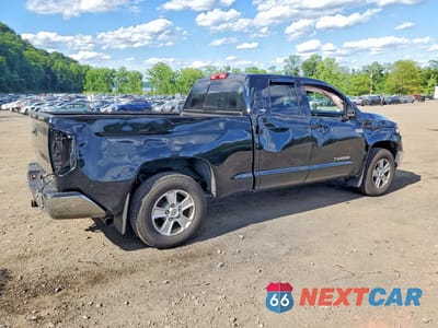 Trzecie zdjęcie samochodu z tyłu: 2019 TOYOTA TUNDRA SR5 VIN:5TFUY5F14KX800592 - miniatura