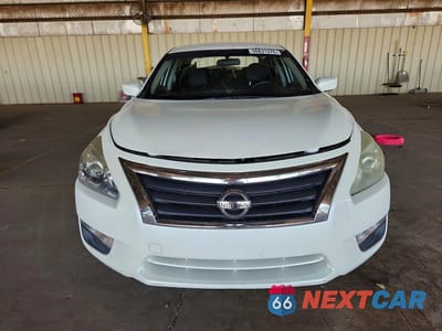 Piąte zdjęcie samochodu w środku: 2015 NISSAN ALTIMA 2.5 S VIN:1N4AL3AP2FC201808 - miniatura