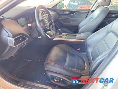 Zdjęcie 7 z 12 samochodu: 2020 JAGUAR XE S VIN:SAJAE4FX1LCP62937 - miniatura
