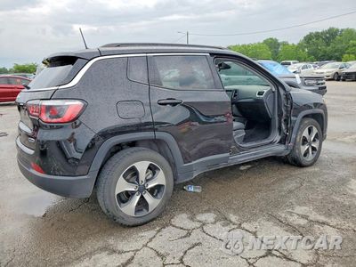 Trzecie zdjęcie samochodu z tyłu: 2018 JEEP COMPASS LATITUDE VIN:3C4NJCBB6JT123972 - miniatura