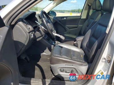 Zdjęcie 7 z 13 samochodu: 2016 VOLKSWAGEN TIGUAN S VIN:WVGAV7AX9GW554280 - miniatura