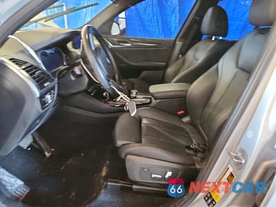 Zdjęcie 7 z 13 samochodu: 2019 BMW X3 XDRIVE30I VIN:5UXTR9C53KLD99066 - miniatura