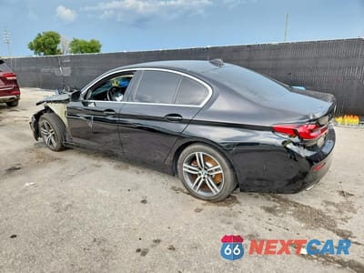 Drugie zdjęcie samochodu z przodu: 2021 BMW 530 I VIN:WBA53BH06MCF74135 - miniatura