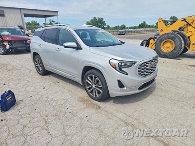 Czwarte zdjęcie samochodu z boku: 2019 GMC TERRAIN DENALI VIN:3GKALSEX9KL386117 - miniatura