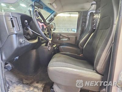 Zdjęcie 7 z 13 samochodu: 2022 GMC SAVANA VIN:1GTW7AF78N1197002 - miniatura
