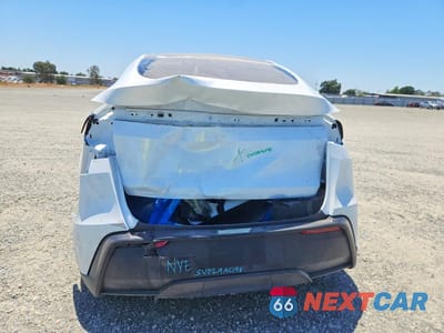 Zdjęcie 6 z 13 samochodu: 2026 TESLA MODEL Y VIN:7SAYGDED1TA618399 - miniatura