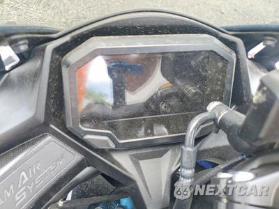 Zdjęcie 7 z 8 samochodu: 2024 KAWASAKI ZX400 S VIN:ML5ZXCS11RDA28063 - miniatura