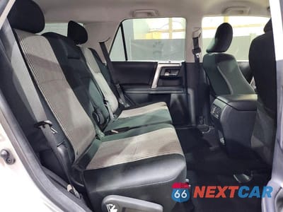 Zdjęcie 11 z 13 samochodu: 2024 TOYOTA 4RUNNER SR5 VIN:JTEEU5JR0R5314523 - miniatura