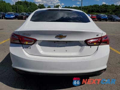 Zdjęcie 6 z 12 samochodu: 2020 CHEVROLET MALIBU VIN:1G1ZD5ST2LF038503 - miniatura